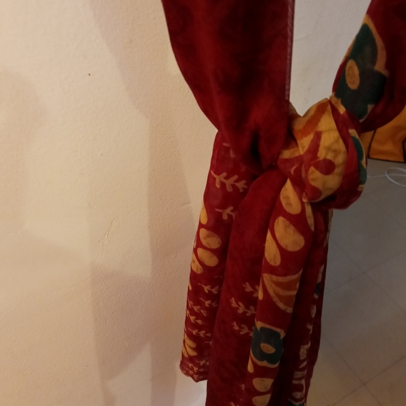 Beautiful vintage sheer scarf/dupatta - Picture 6 of 9